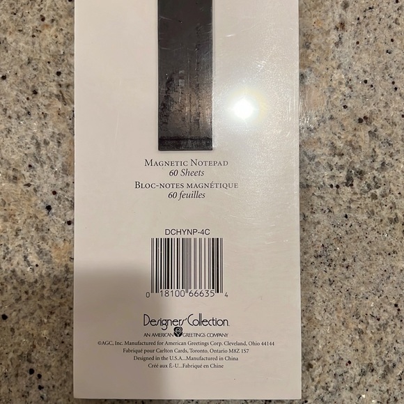 Santa Clause Magnetic Note Pad - Picture 4 of 6